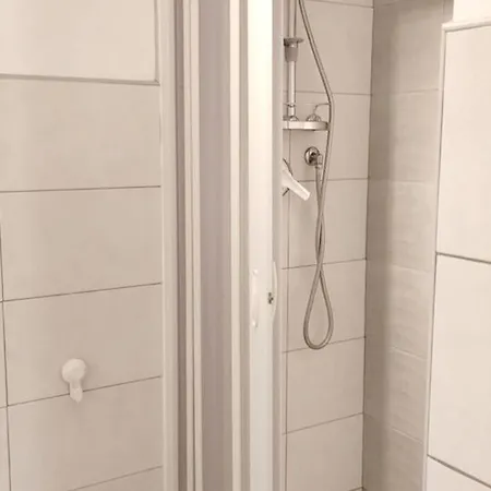 Comfortable In 60 Sqm Air Conditioning Appartement Matera